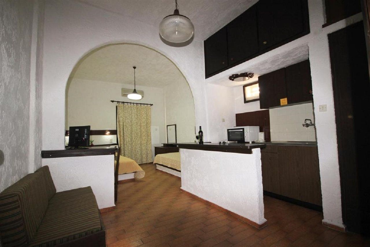 Amazona Aparthotel Agia Pelagia  Ngoại thất bức ảnh
